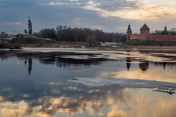 Весенние воды / г. Новгород Великий