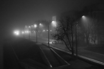 Ночь в городе Туманов... / Улицы....