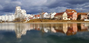 Отражение... / Минск, вид на Троицкое предместье