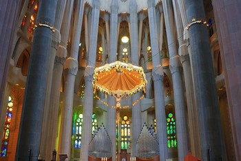 &nbsp; / Die Basilika Sagrada Familia in Barcelona / Spanien.