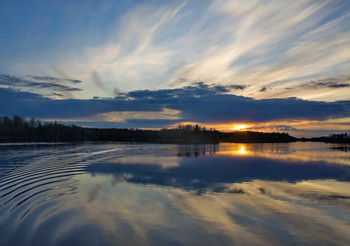 Шелк заката / На озере