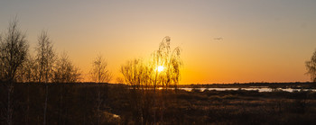 Весенним вечером... / ...