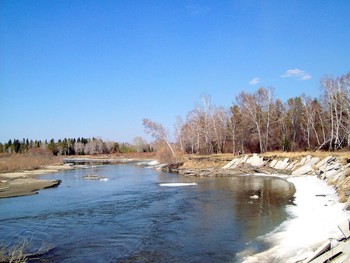 Ледоход на Иркуте / Иркутская область. Река Иркут.