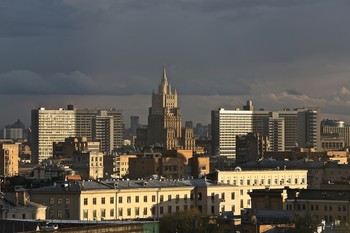город после дождя / Москва