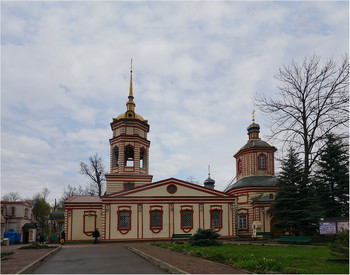 Храм Воздвижения Креста Господня в Алтуфьево / Алтуфьево