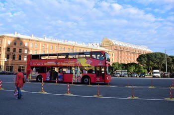 Красный / Санкт-Петербург, Исаакиевская площадь