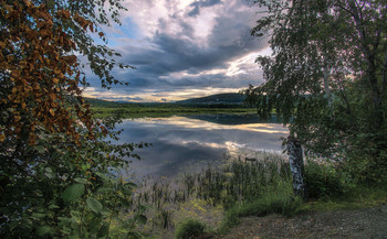 Вечер на озере / Уральские озера
