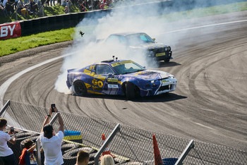 drift / https://vk.com/e.vaguro

https://www.instagram.com/vaguro_v_u_v/

https://web.facebook.com/evgeniy.vagouro

https://www.pexels.com/ru-ru/@10472344