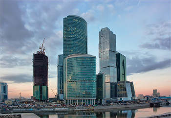 moscow city / Москва сити. Вечер, апрель 2011 г.)