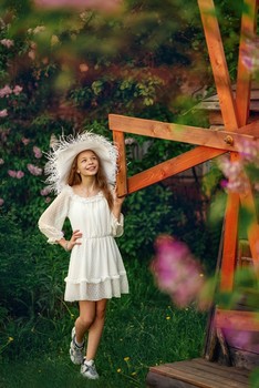 Новая мельница / модель Ангелина Табакова
платье предоставлено фотостудией «Косплей»
