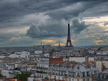 А в Париже идут дожди .... / ...
