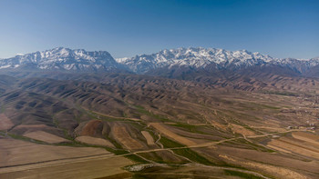 Туркестанский хребет / Вид с горы Айгуль-Таш