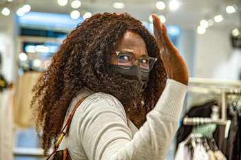 - Не снимать! / ....