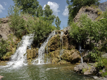 Беловский водопад / водопад , лето