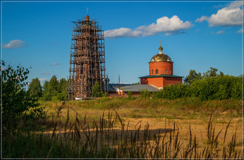 Возрождение храма ... / Московская область, Дрезна. Церковь Троицы Живоначальной.
Троицкая церковь на погосте Десятая Пятница.