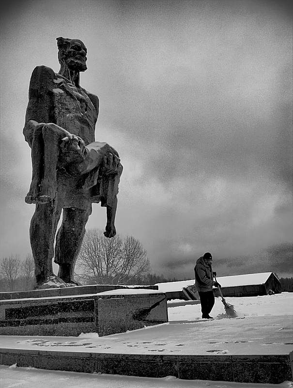 Памятники хатыни фото