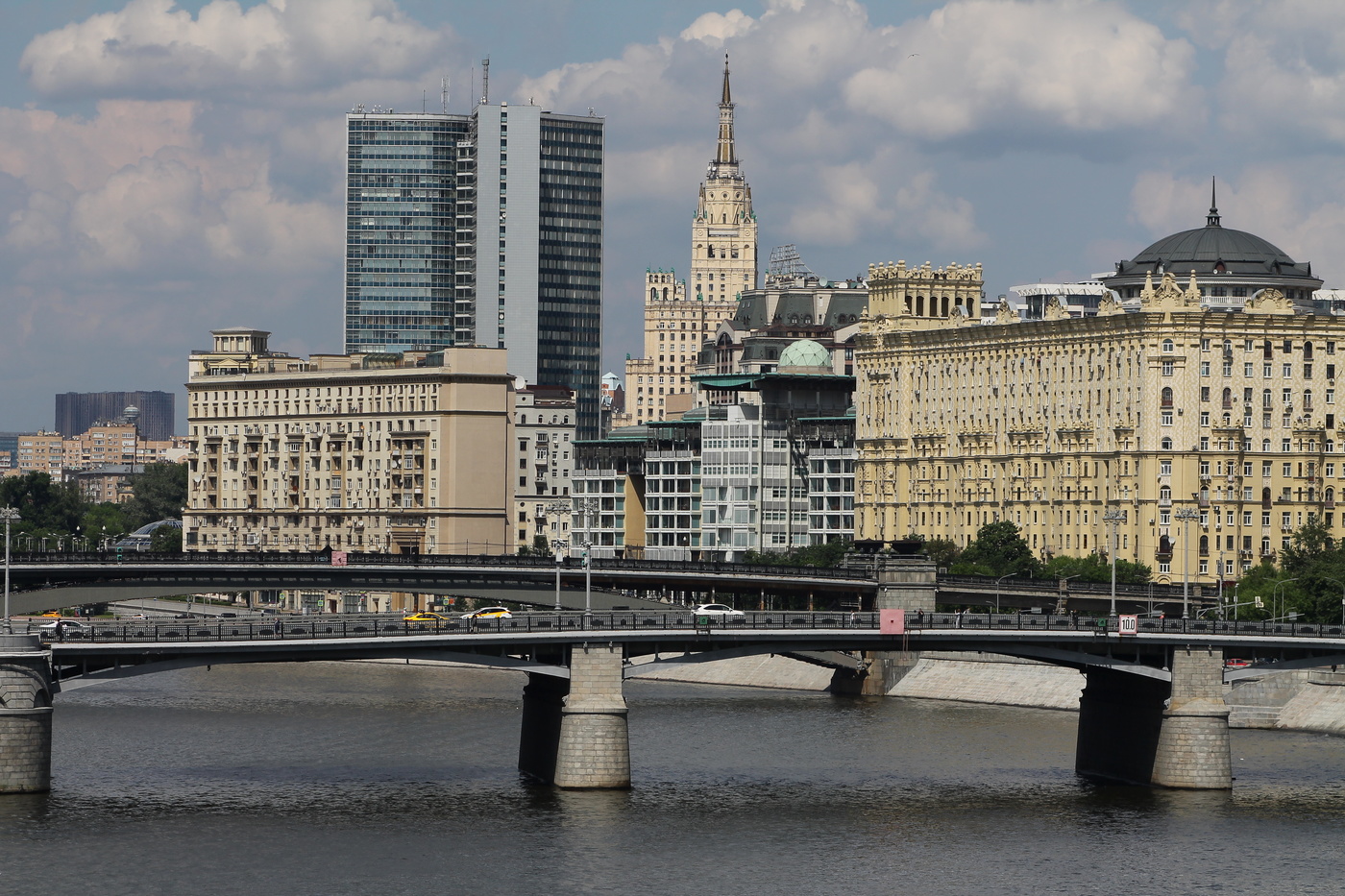 бородинский мост москва