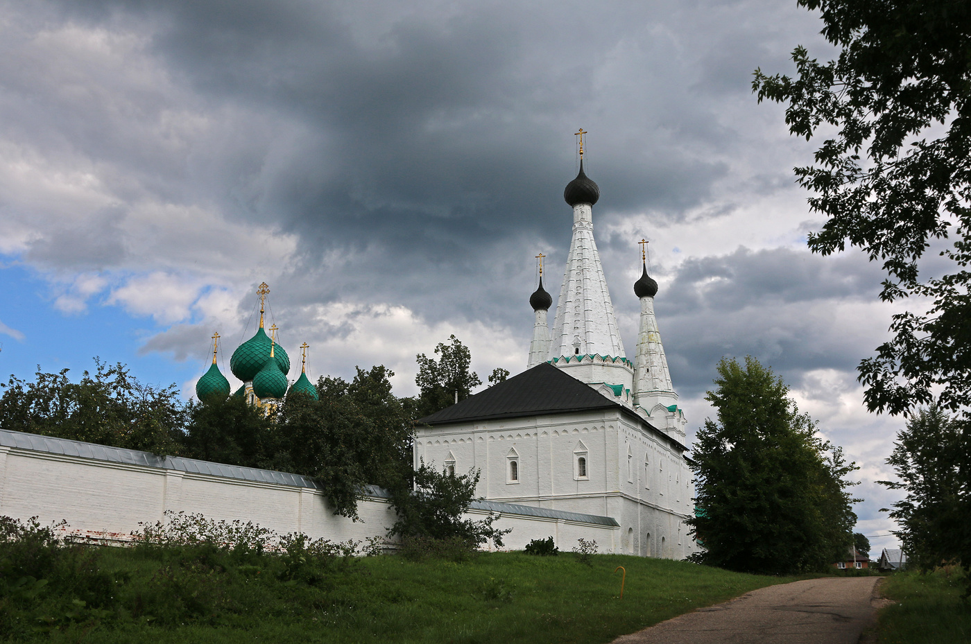 Алексеевой монастырь Углич