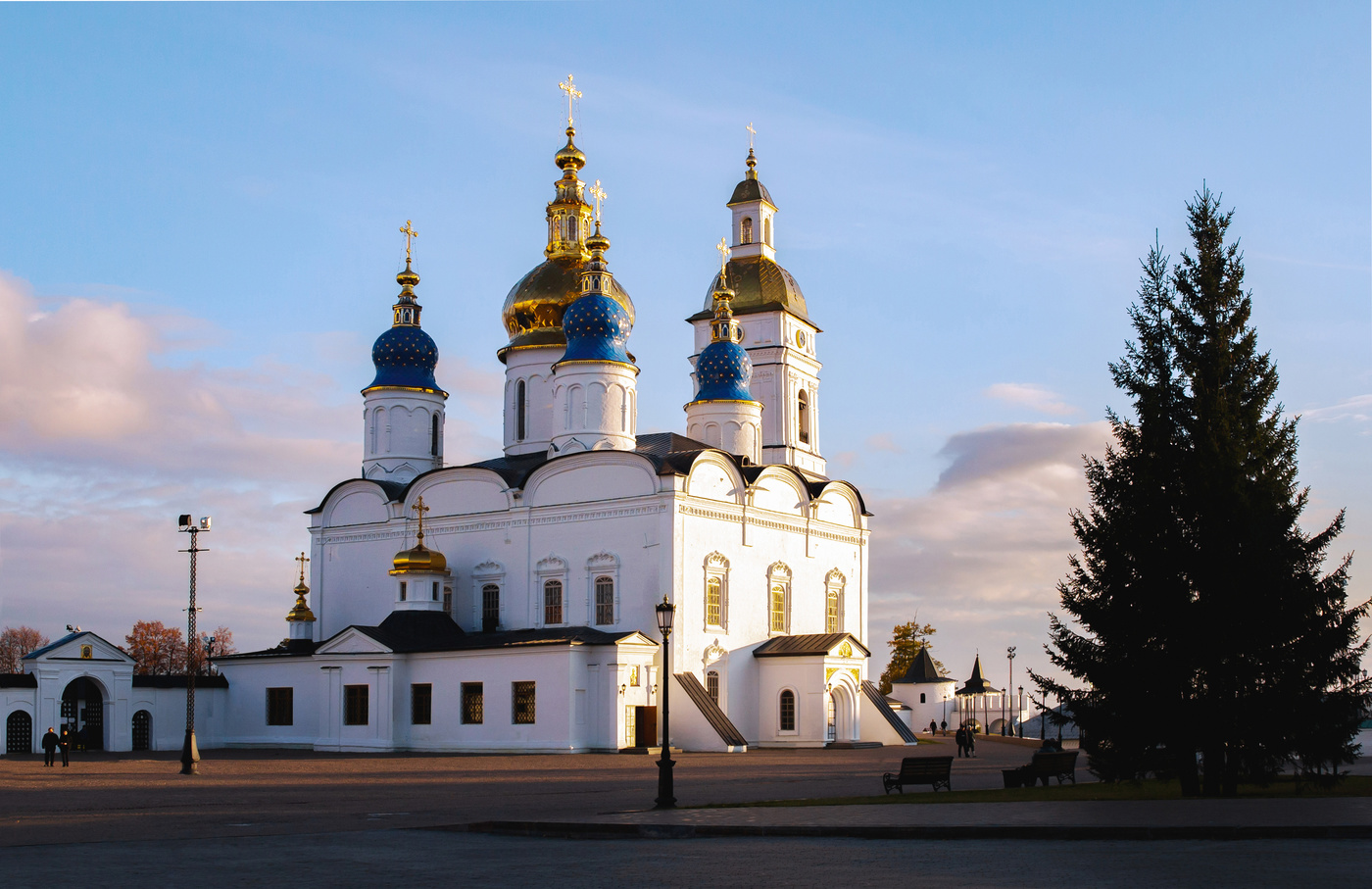 Тобольск кремль. Тобольский Кремль. Тобольск 1587. Купола Тобольского Кремля.