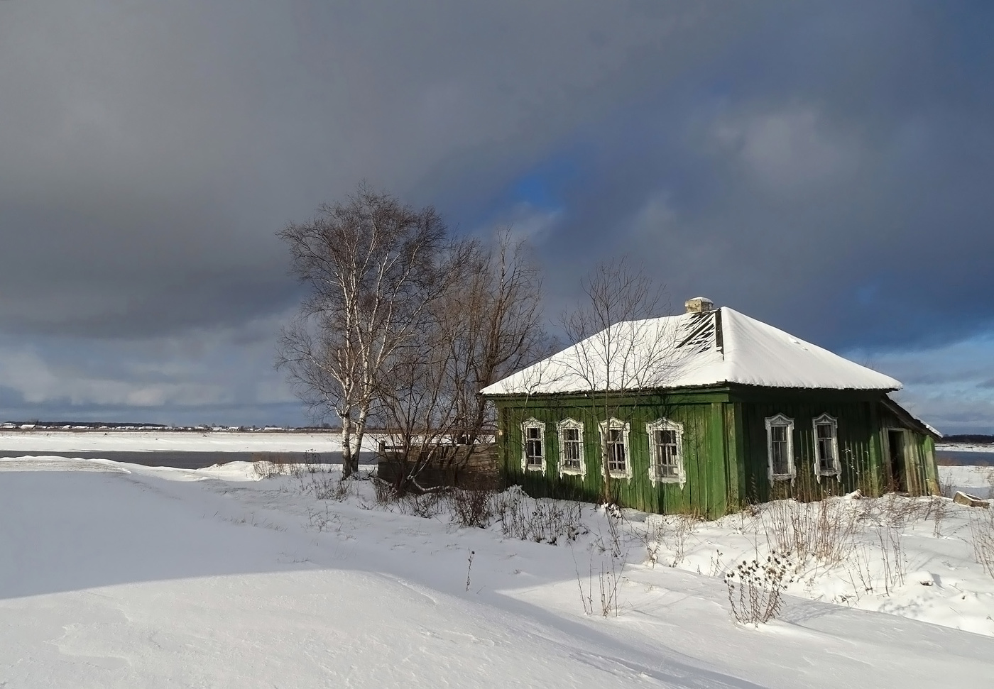 Дом забыл. Нарым Томская область. Село Нижний Нарым. Село Томское. Фото деревни Нарыма.