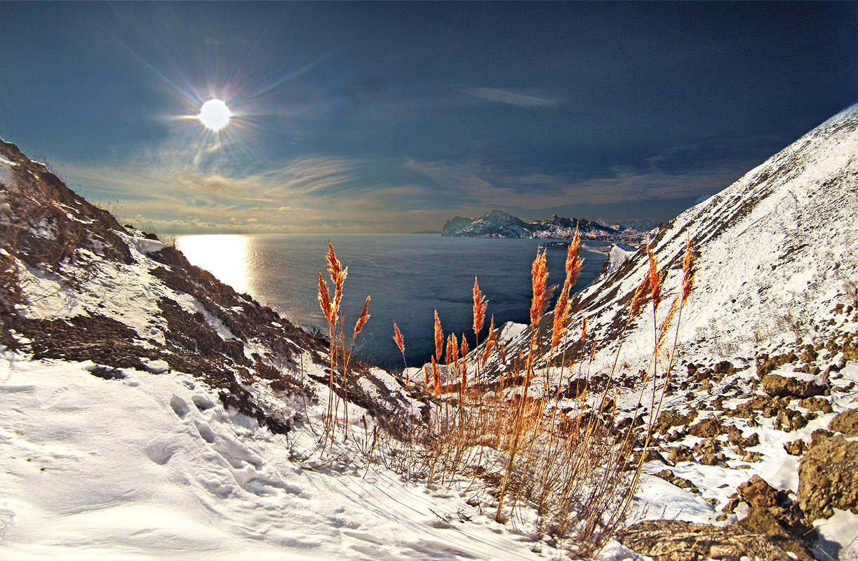 Море Крым зима