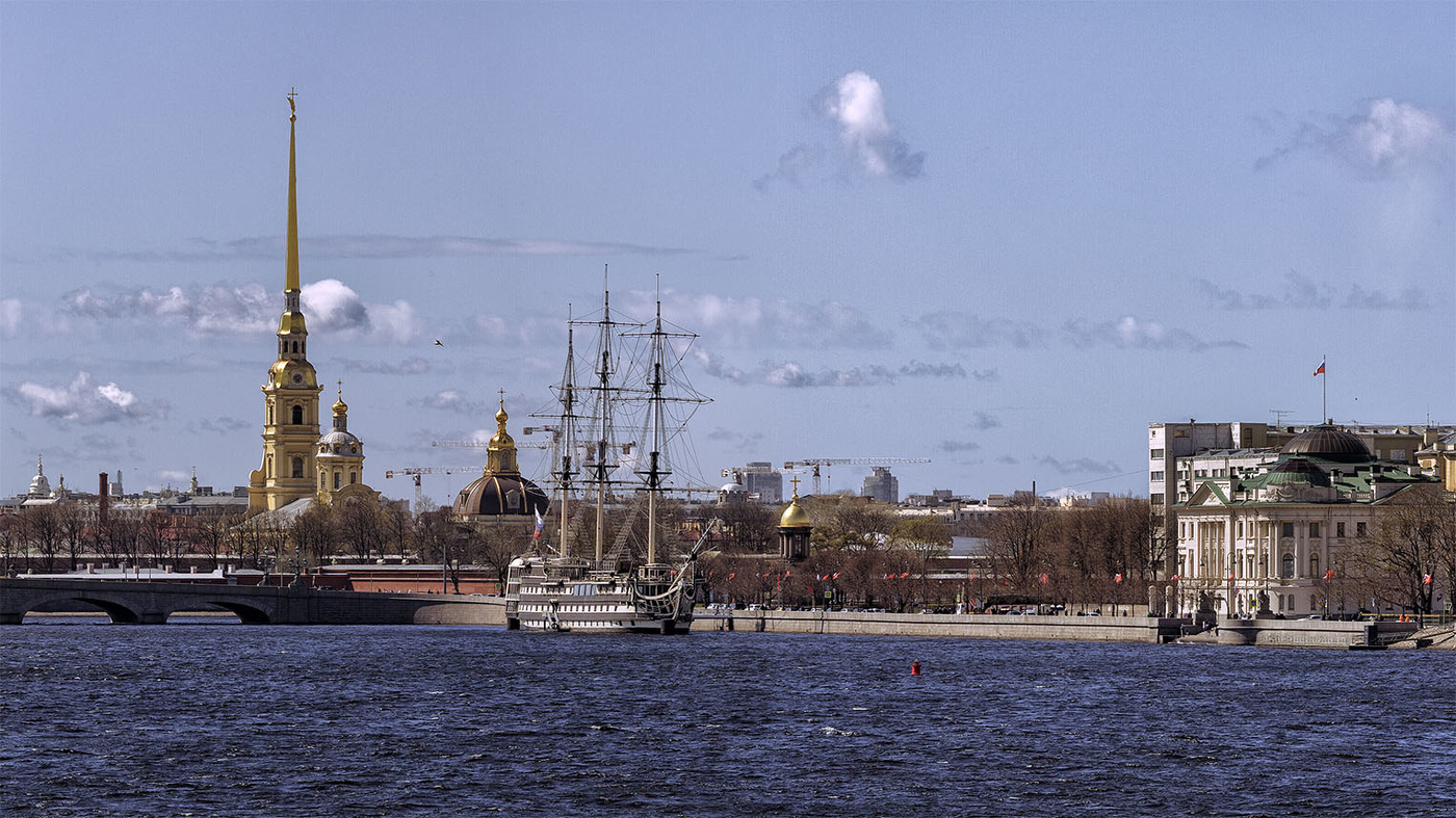 санкт петербург май