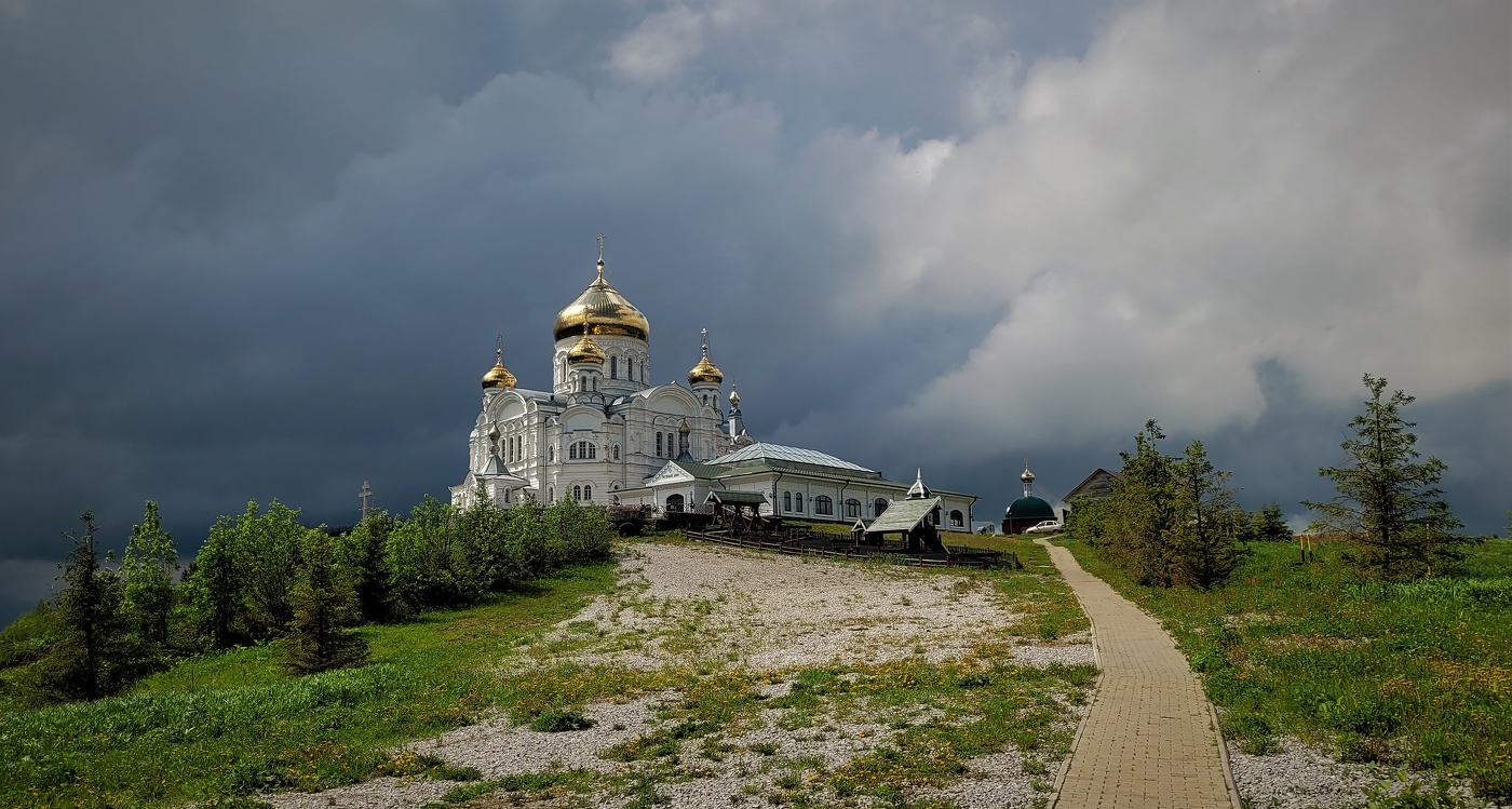 белая гора монастырь