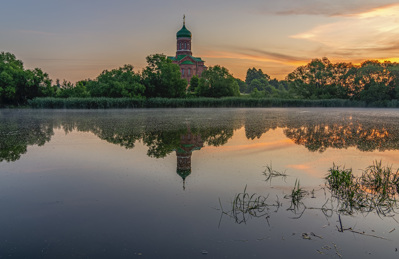 Королев Церковь у пруда