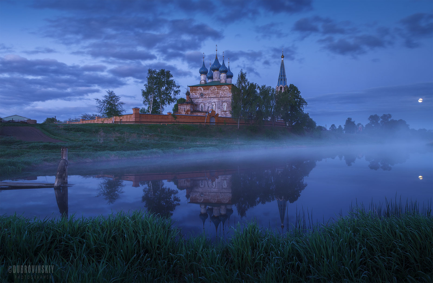 Церкви России в тумане