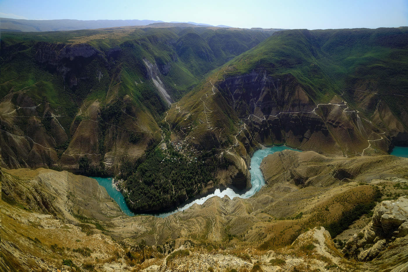 Сулакский каньон водопад