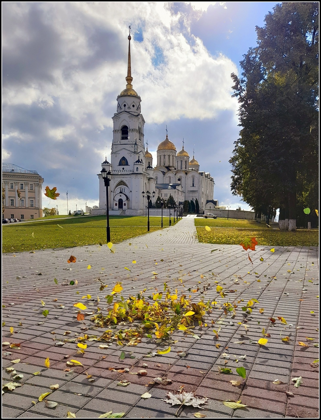 Владимир город осень