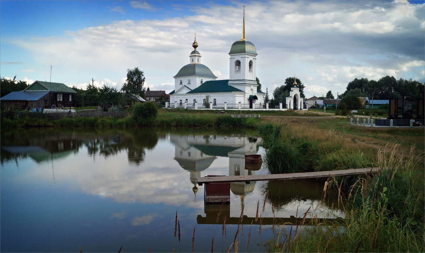 Королев Церковь у пруда