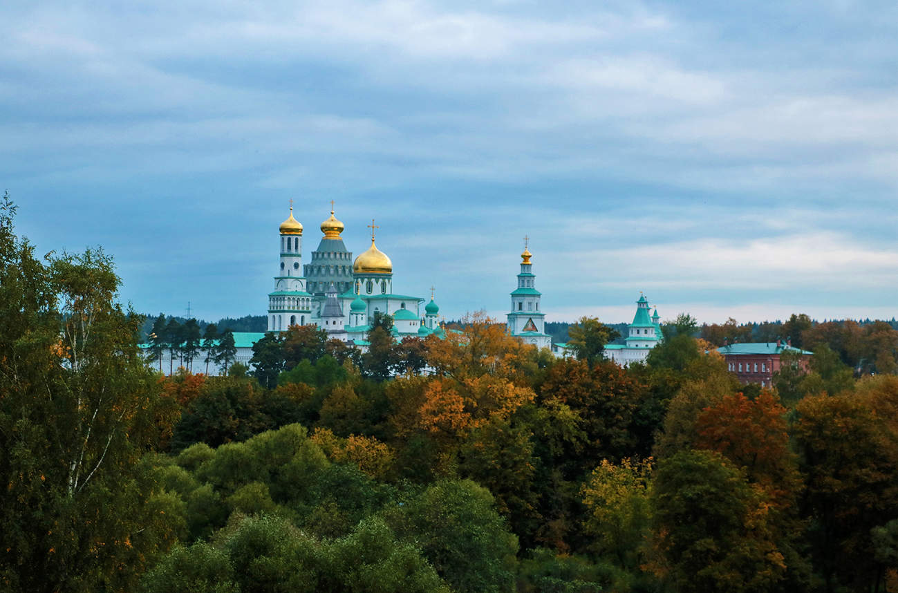 Фотовыставка в новом Иерусалиме монастыри России