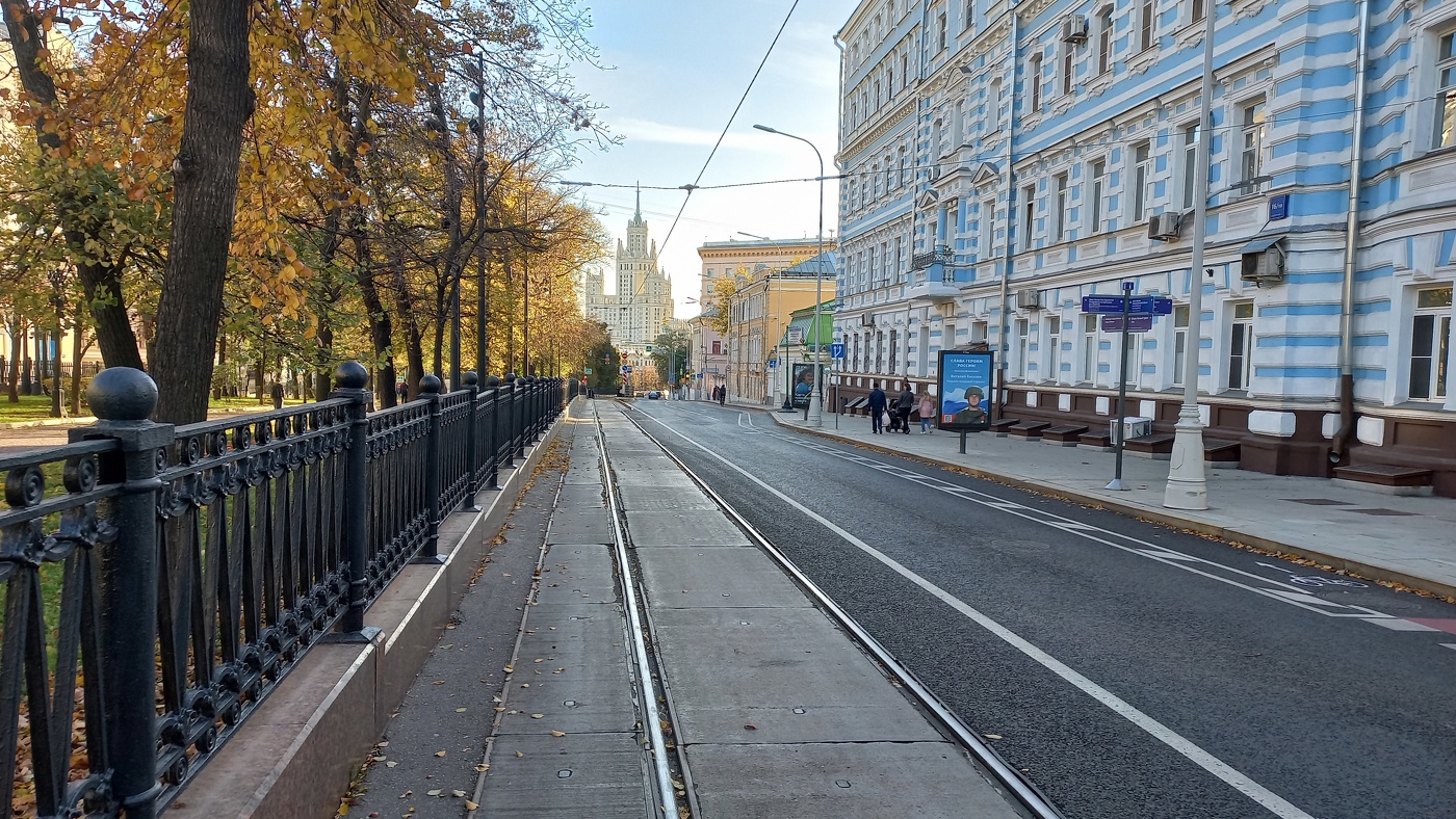 бульвар в москве