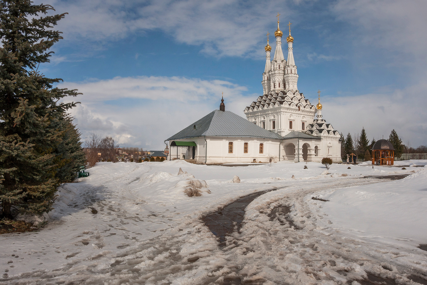 Трехшатровая Церковь Одигитрии в Вязьме