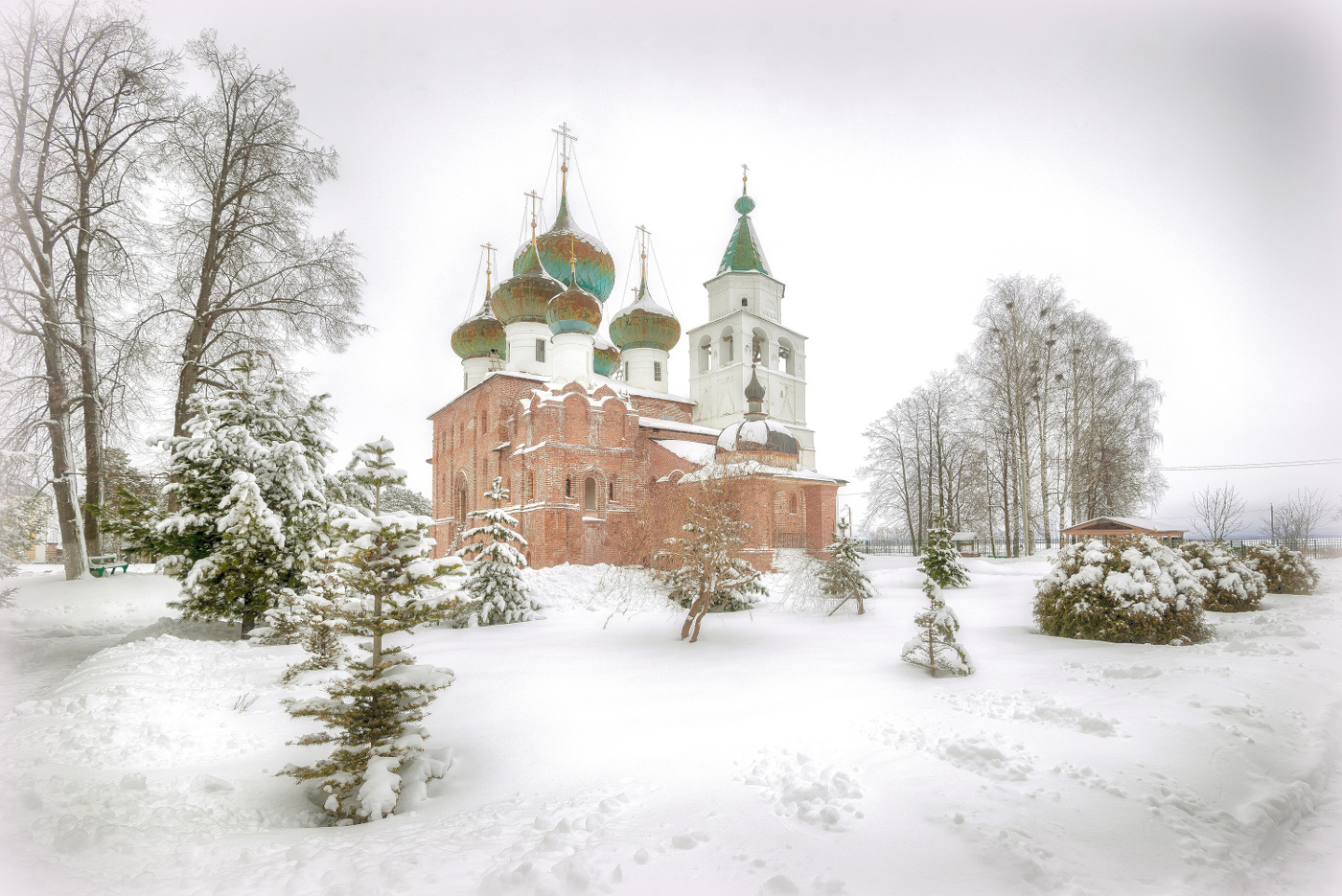 богоявленский монастырь москва