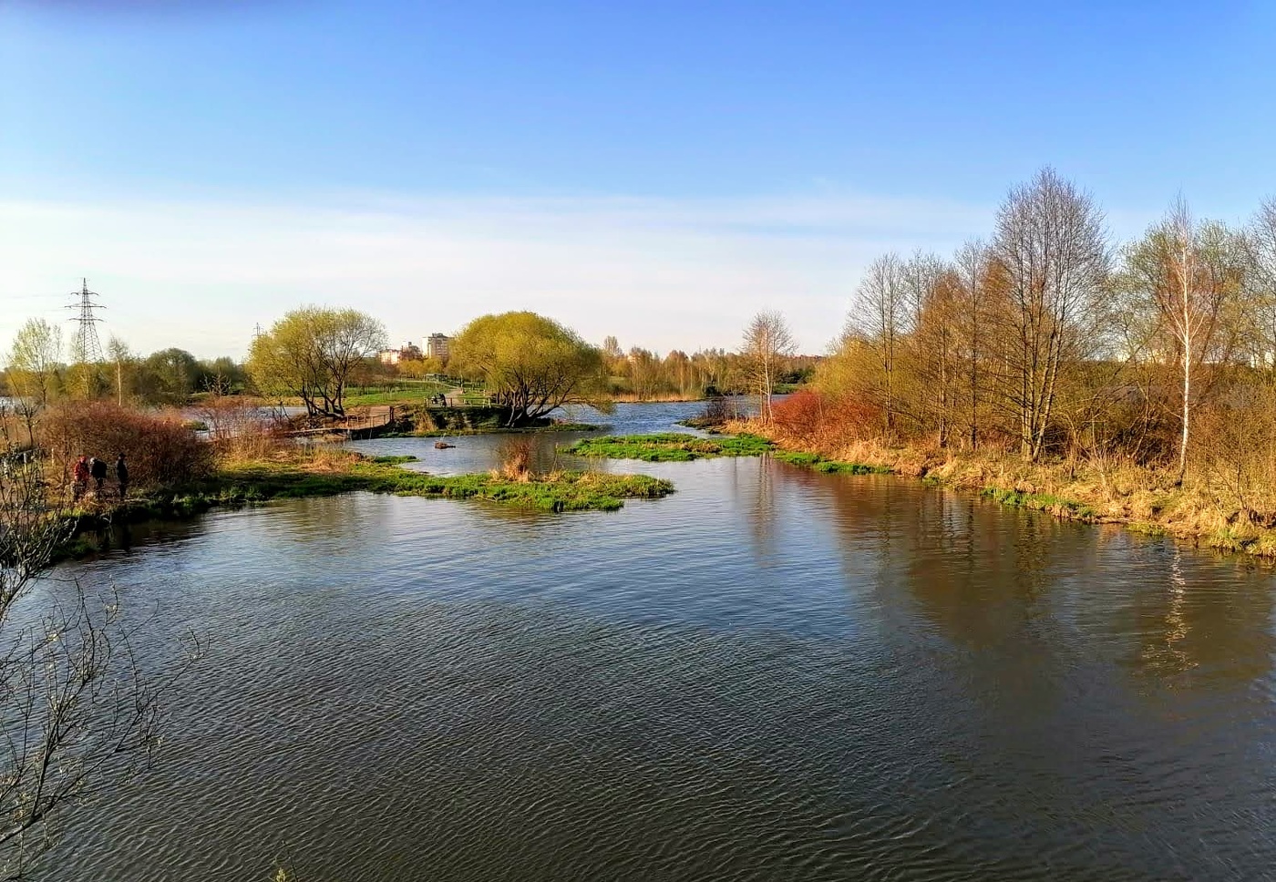 апрель веселое