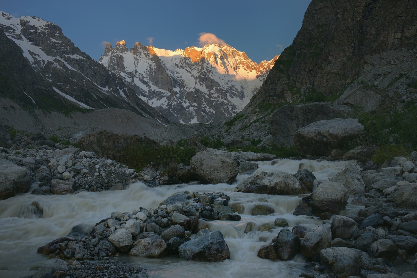 Горы Кавказа фото