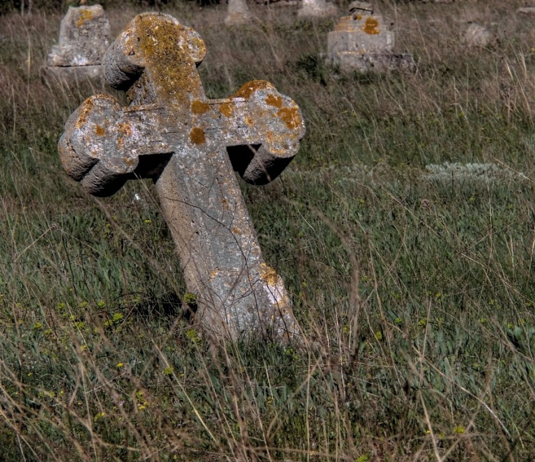 Погост крест Паданы