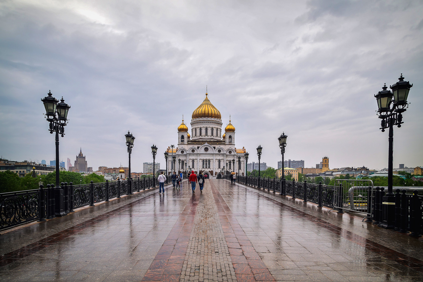 патриарший мост в москве