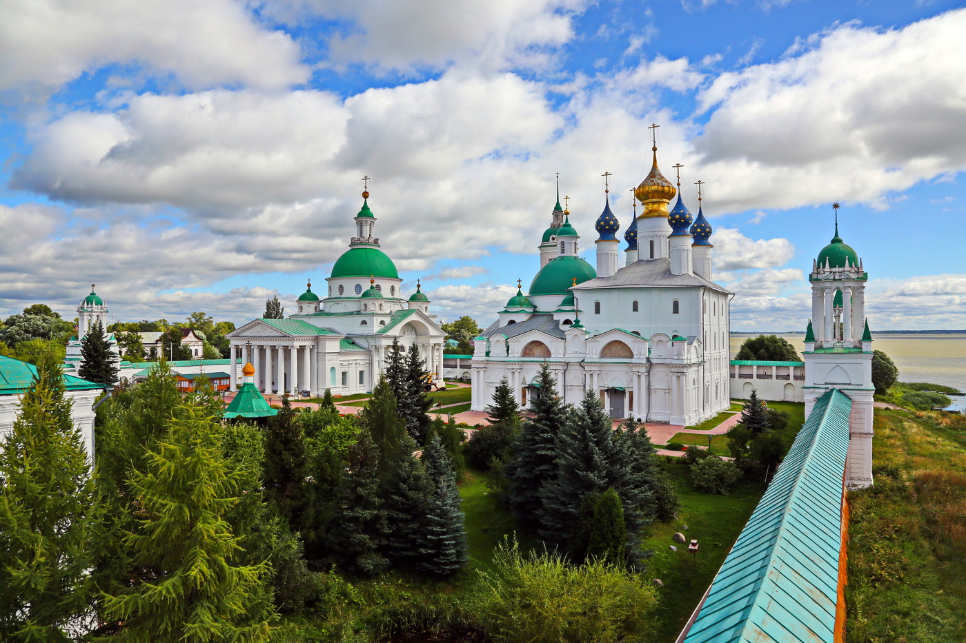 Спасо Яковлевский монастырь Неро