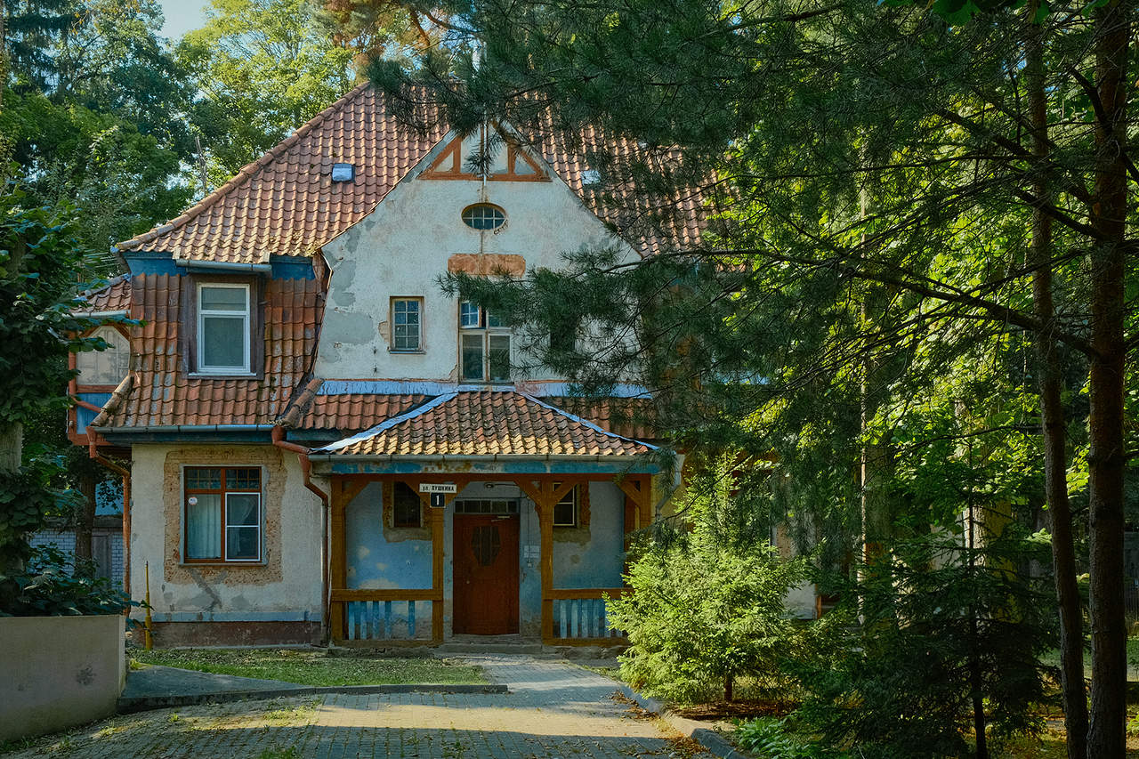 Время застыло / Светлогорск, виллы курорта Раушен (ныне Светлогорск) /  Автор: Александр Асланов 67