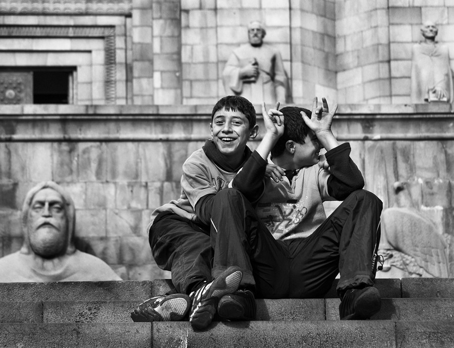 Фриенд сериал. Друзья сериал 1994 2004. Друзья 1994-2004. Друзья сериал 1994. Друзья росс в женском свитере.