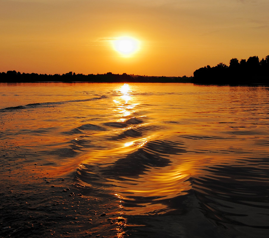 Фото воды вечером