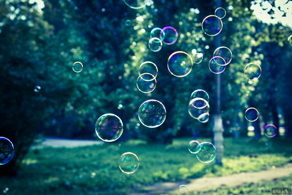 Пузырьки в голове. Мыльные пузыри. Красивые мыльные пузыри. Загадочные пузыри. Красивые пузыри.