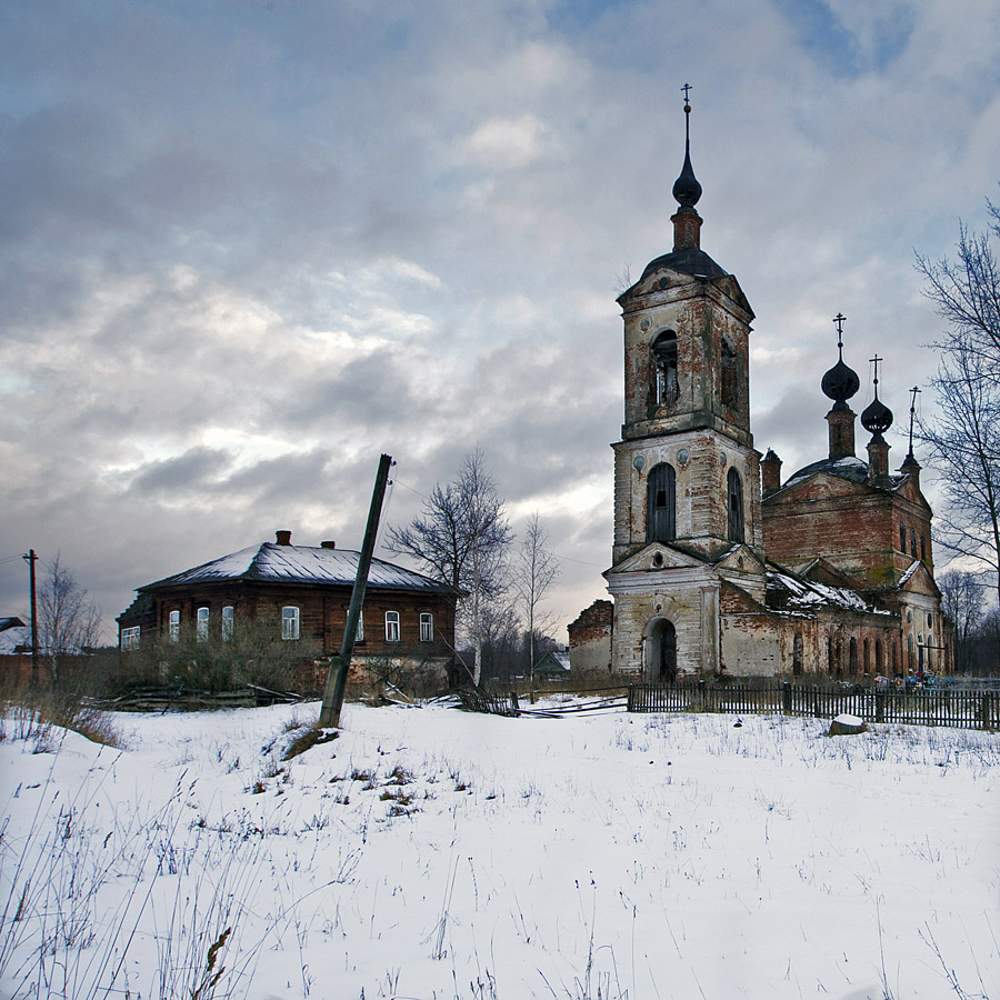 Старая деревенская Церковь