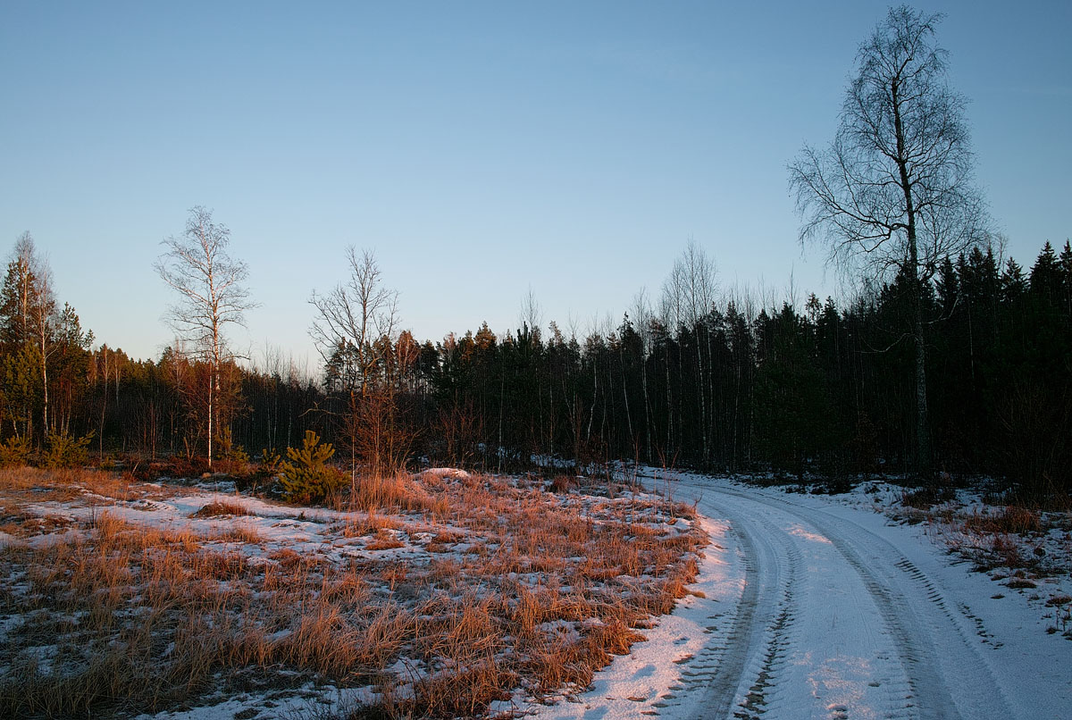 Вечерело