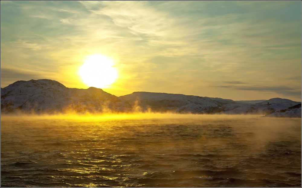 закат солнца зимой. солнце на севере. северный полюс закат. нарьян-мар северное сияние. North sun.