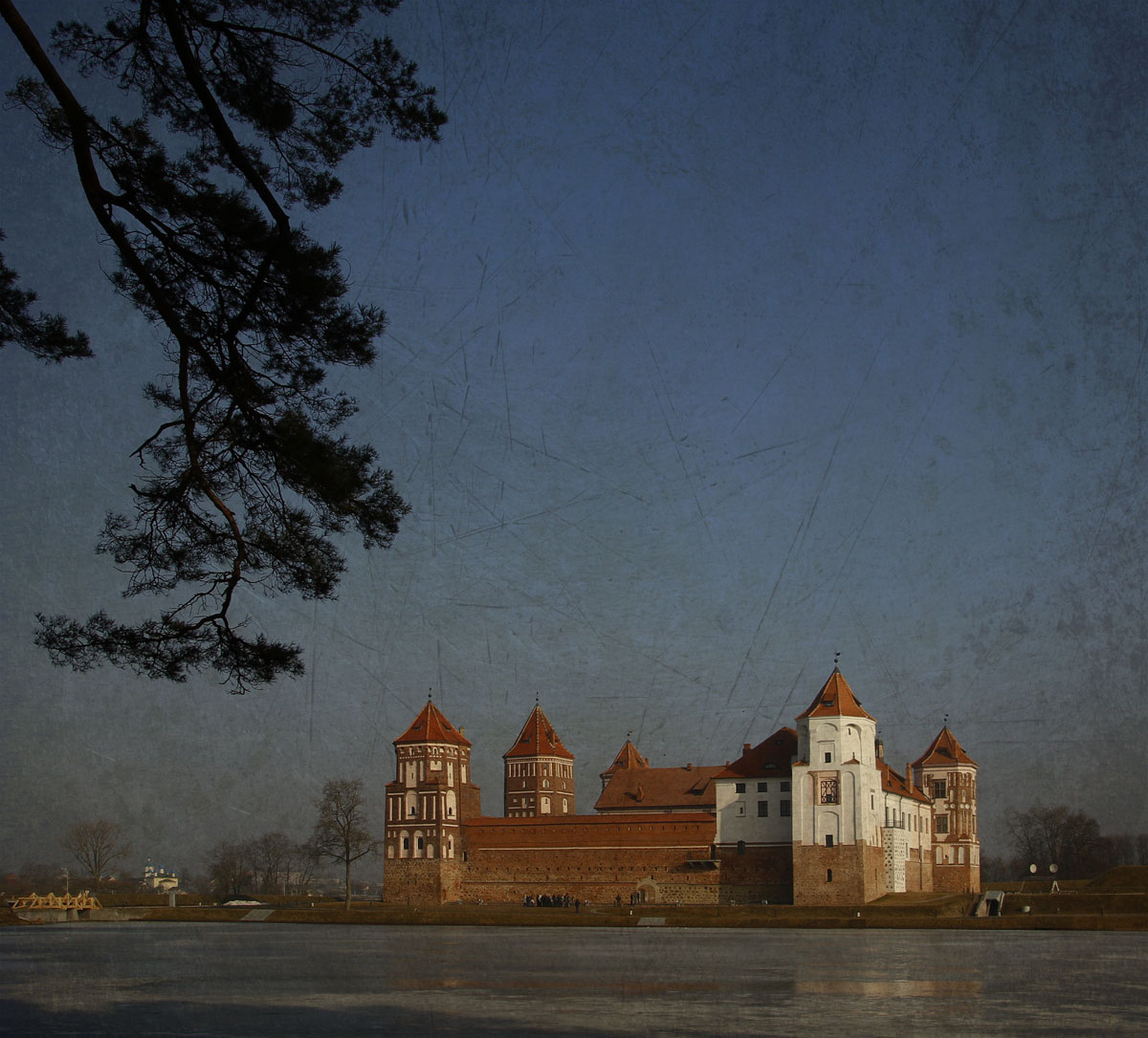 Средневековый Мирский замок