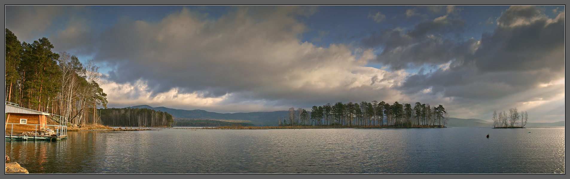 Озеро Тургояк осень